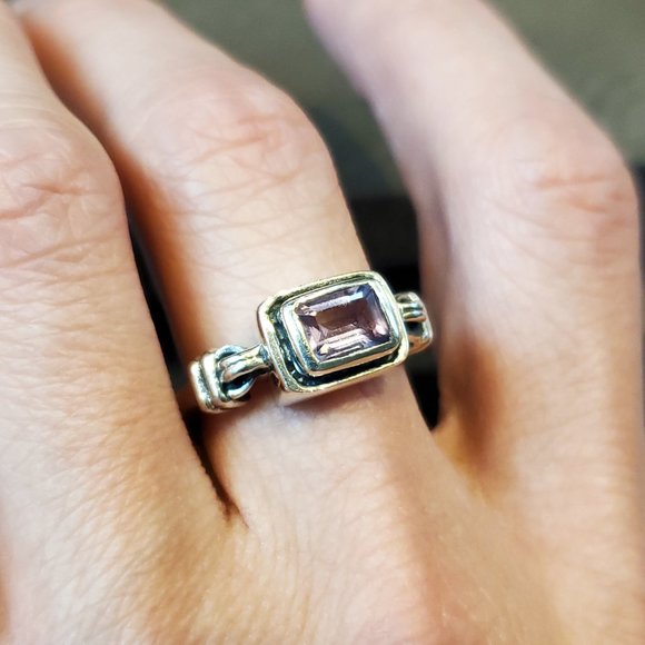 Size 8.25 925 Sterling Silver Unique Style Rectangle Amethyst Ring - Picture 4 of 8